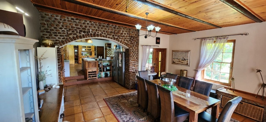 10 Bedroom Property for Sale in Joubertina Eastern Cape
